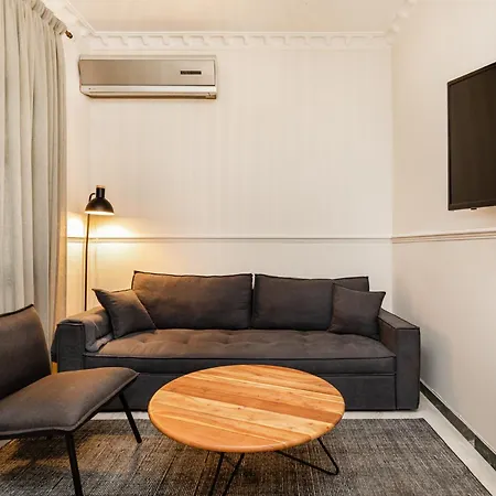 Coco By Halu! : Neoclassical With Balcony Apartment Thessaloniki